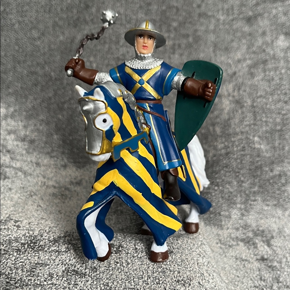 Vintage 1998 Papo Medieval Guard with Mace and Papo 39321 2000 Tournament Horse